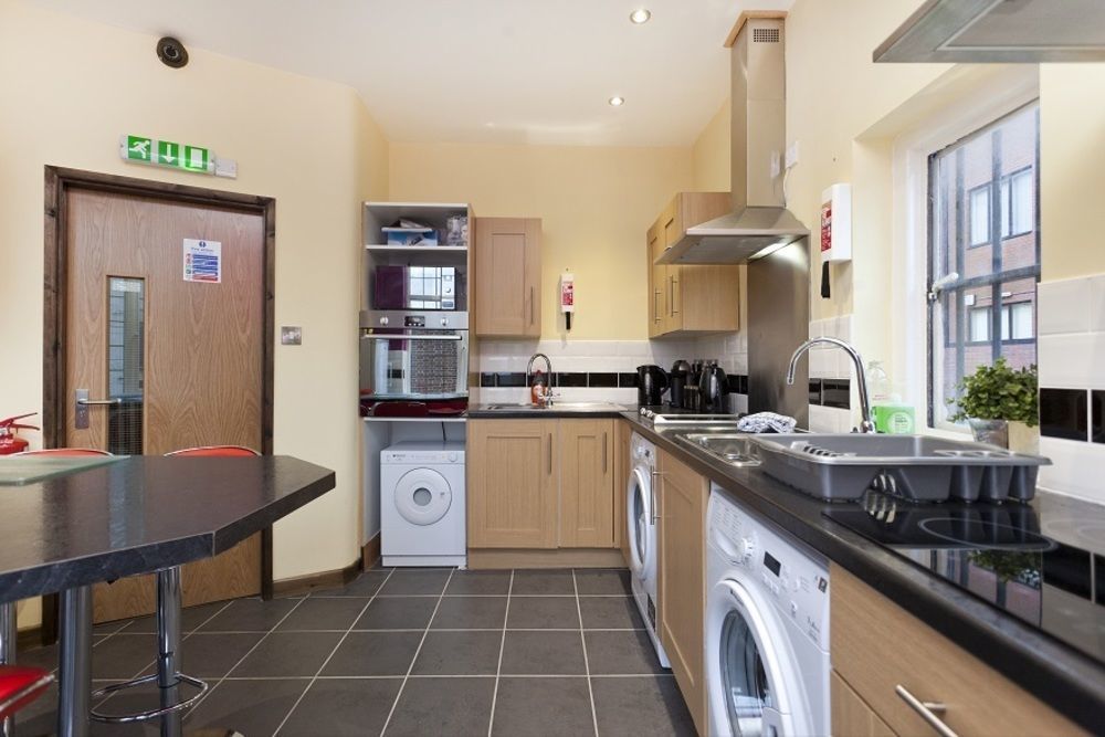 Emporium City Centre Self Catering Nottingham Exterior photo